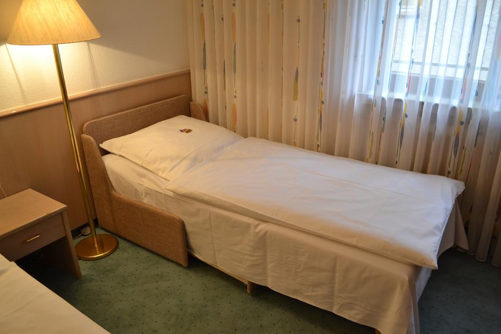 Hotel Hospiz Tübingen Habitación foto